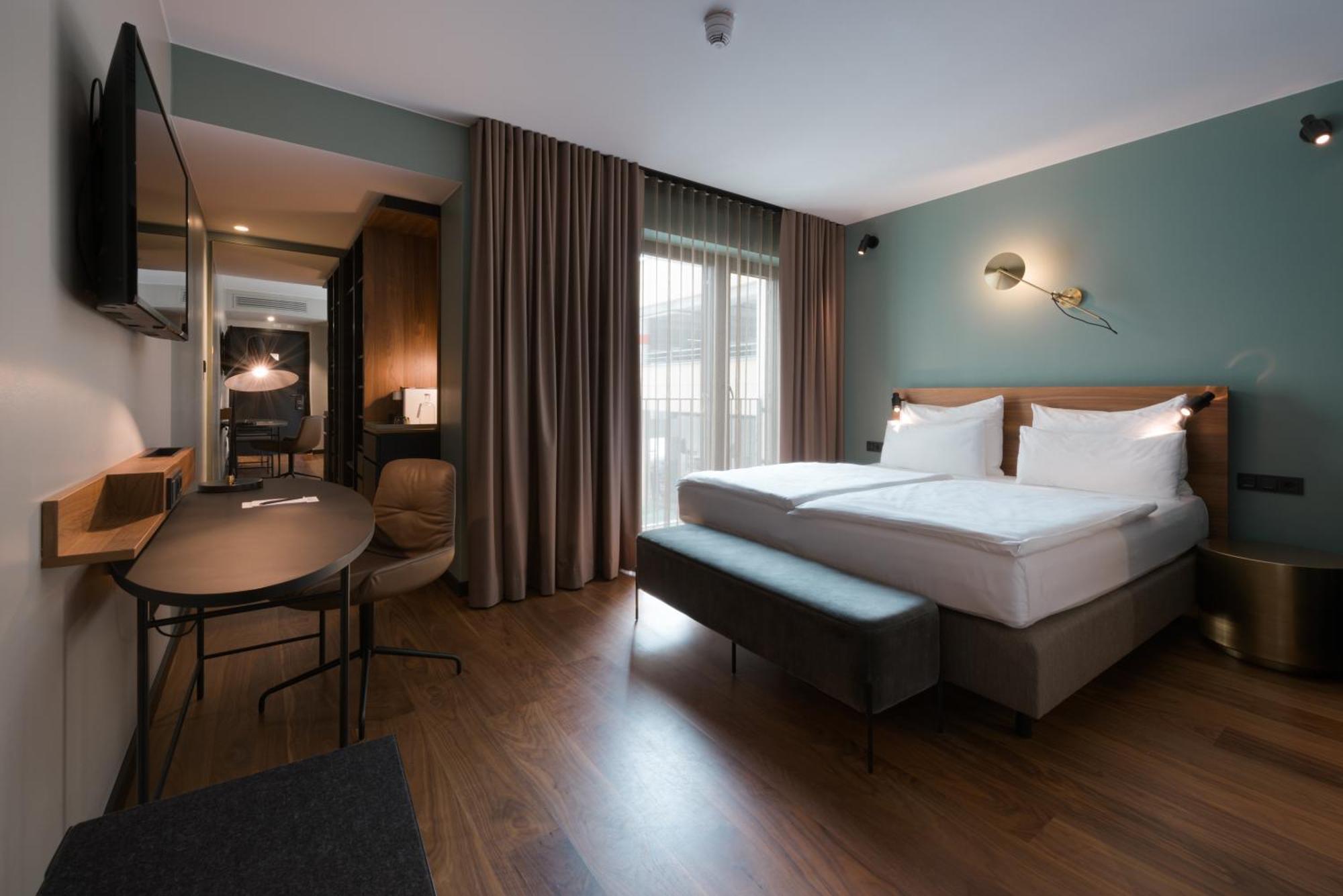 Emilu Design Hotel Stuttgart Exterior photo